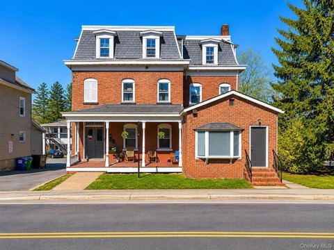 Victorian Triplex in New Paltz