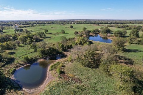 161-Acre Farmland with Lakes