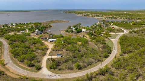 Lakefront Cove Land