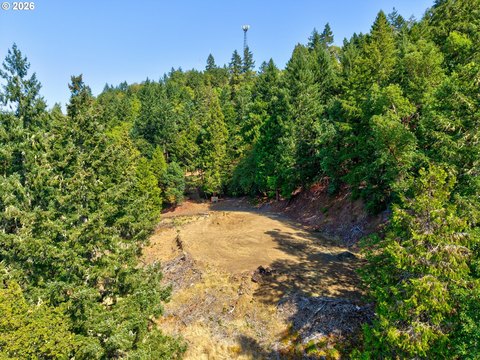 Land, Roseburg, OR