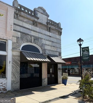 Historic Lavonia Commercial Building