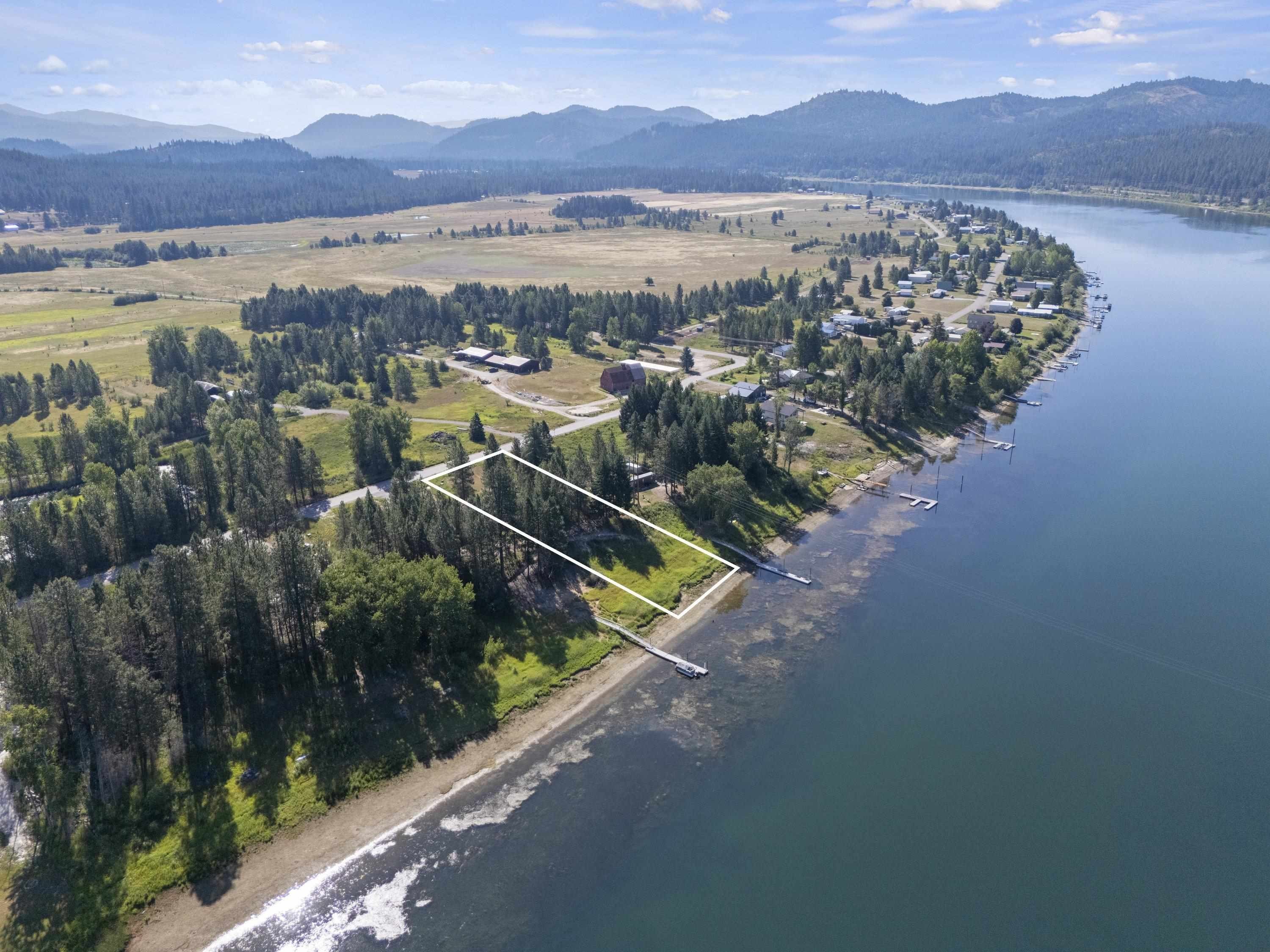 Pend Oreille Riverfront Land