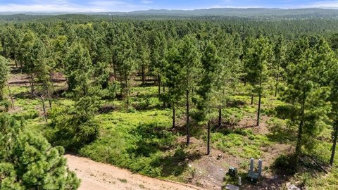 Land, Broken Bow, OK