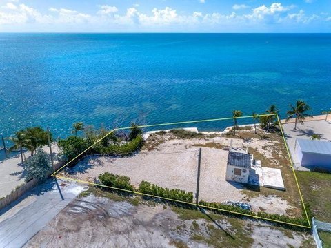 Oceanfront Lot with Boat Slip