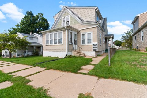 Triplex with Full Basement