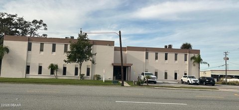 South Daytona Mixed-Use Commercial Building