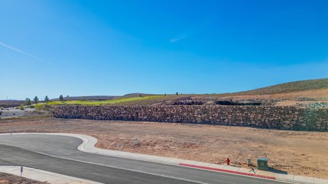 Land with Southern Utah Views