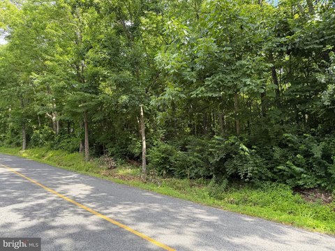 LAND - CHAMBERSBURG, PA