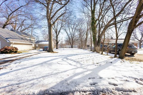 Residential Land Near Amenities