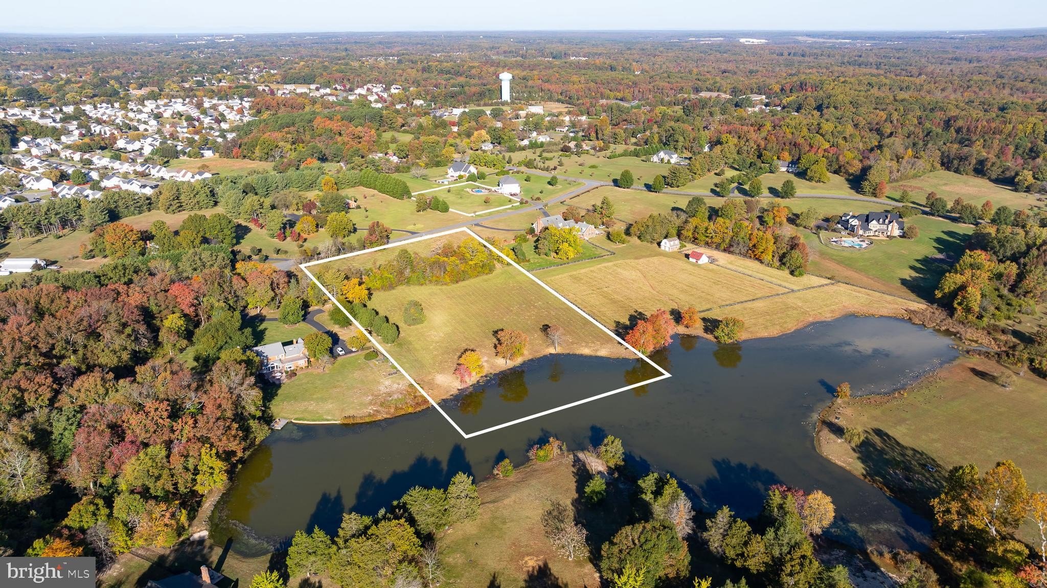 Waterfront Lot in Boscobel Subdivision