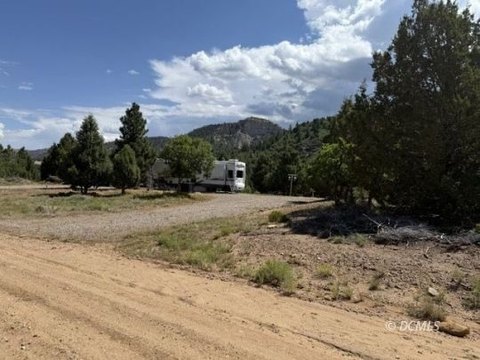 LAND - Hatch, UT