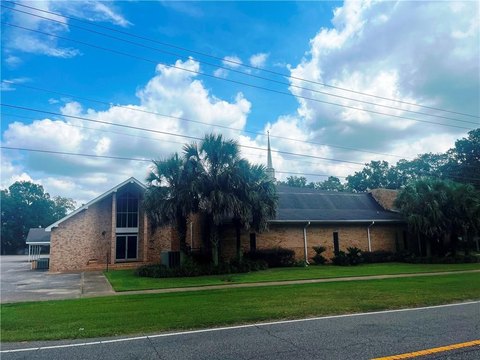 Church Near University of South Alabama