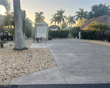RV Resort Lot in Fort Myers