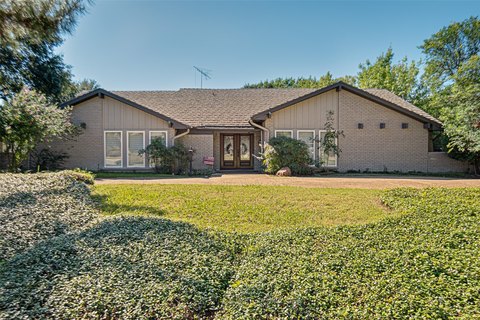 Land, Dallas, TX