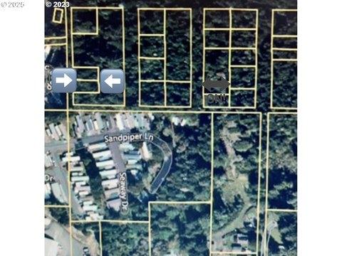 Residential Land in NorthBend, Oregon