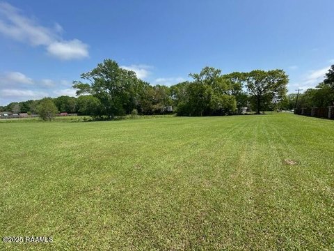 Residential Land in Opelousas, LA