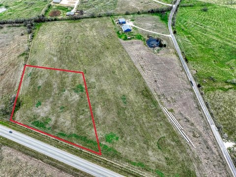 5 Acre Lot on Highway