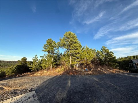 LAND - Broken Bow, OK