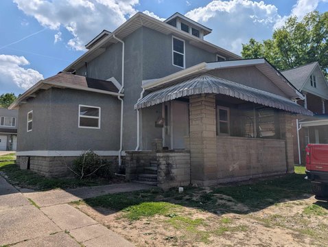 Income-Producing Triplex Near Hospital