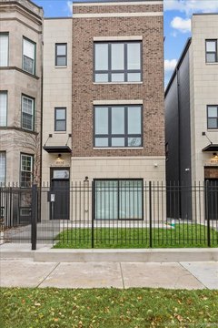 Bronzeville Multi-Unit Property with Garage