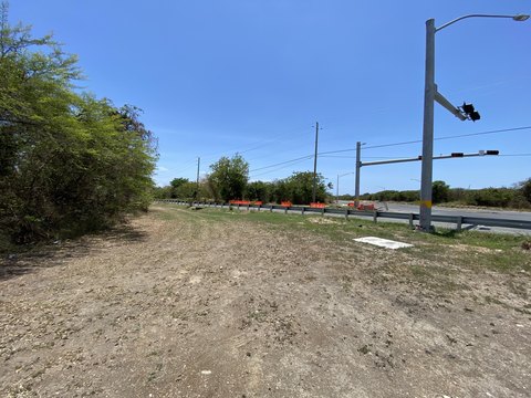 Commercial Lot in High Traffic Area