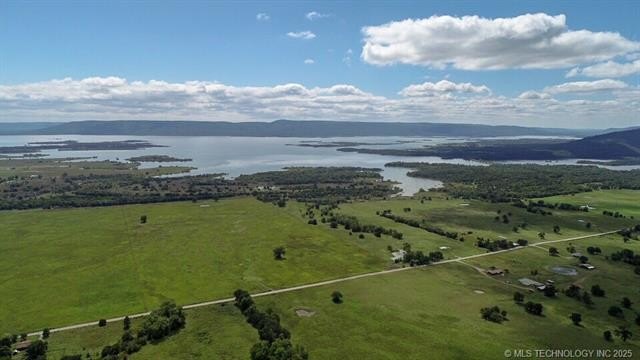 Scenic Land Near Sardis Lake