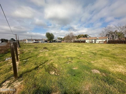 Land, Bakersfield, CA