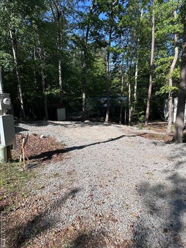 Residential Lot in Bracey, VA