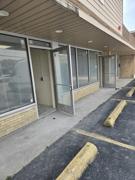 Remodeled Retail/Office Space Available