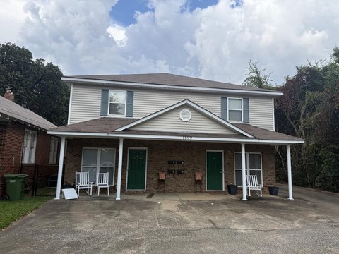 7-Unit Apartment Property