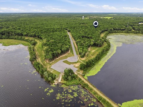 Waterfront Land on Cul-de-Sac