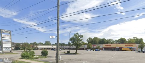 Highly Visible Retail/Commercial Space