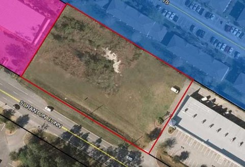 Commercial Lot in Glynn Place