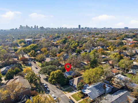 Lakewood Land in Junius Heights