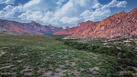 Gorgeous Land with Mountain Views