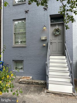 Renovated Multi-Family Townhome in Baltimore