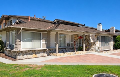 4-Unit Apartment Property