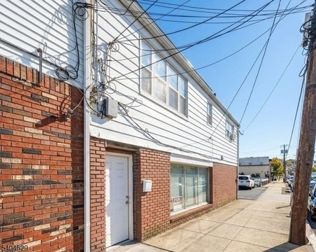 Renovated Three-Unit Residential Asset