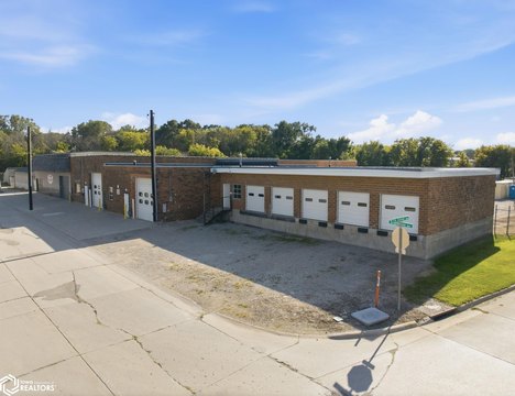 Heated Flex Property with Loading Docks