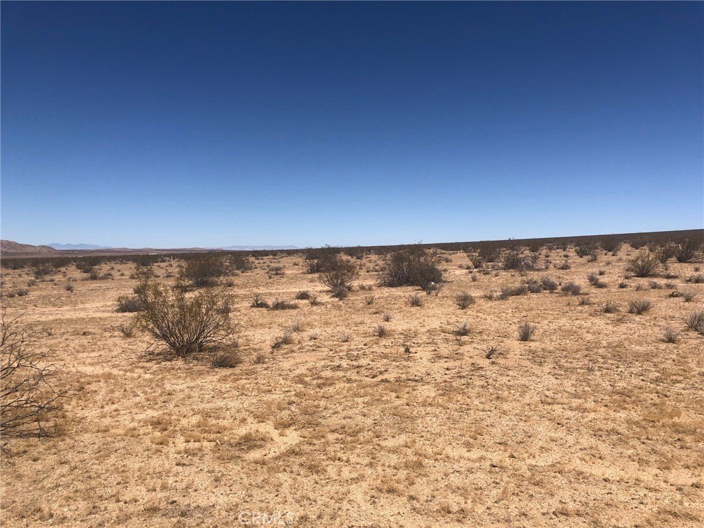 20 Acres in NW Adelanto
