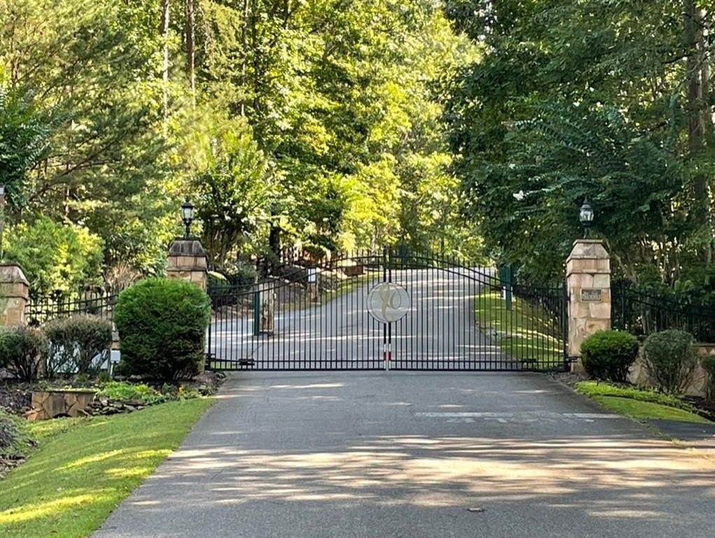 Large Homesite in Gated Community