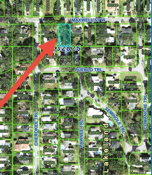 Residential Land in Lakeland, FL