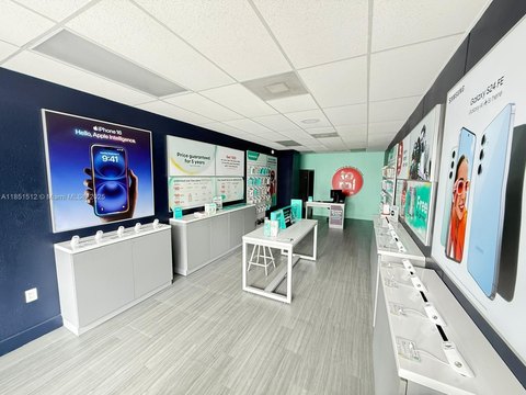 Renovated Retail Space on Bird Road