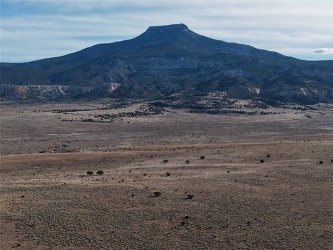 Land with Pedernal Peak Views