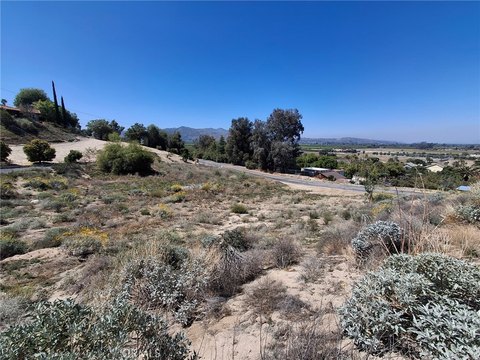 Spacious Hemet Land with Views