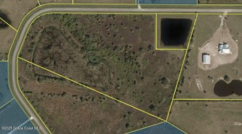 Spacious Equestrian Lot in Okeechobee