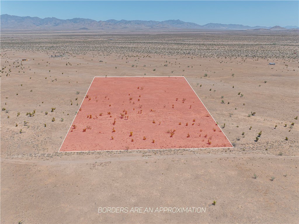 5 Acres in Dolan Springs