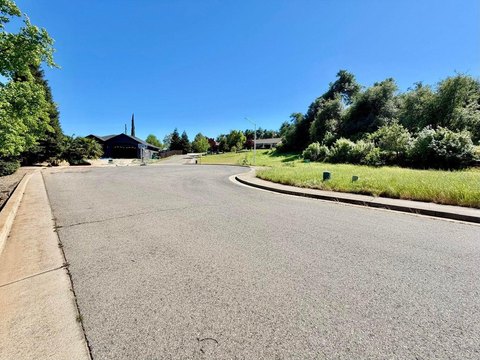 Land, Anderson, CA