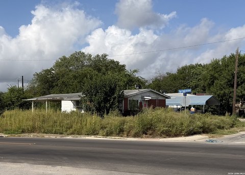 LAND - San Antonio, TX