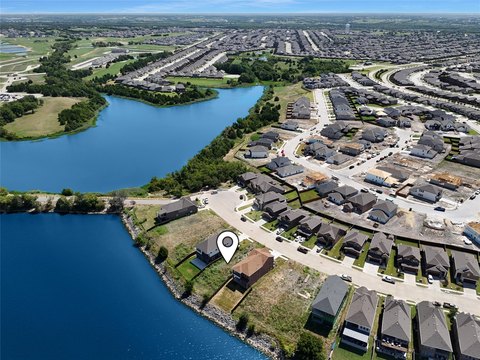 Lakefront Home Lot in Community